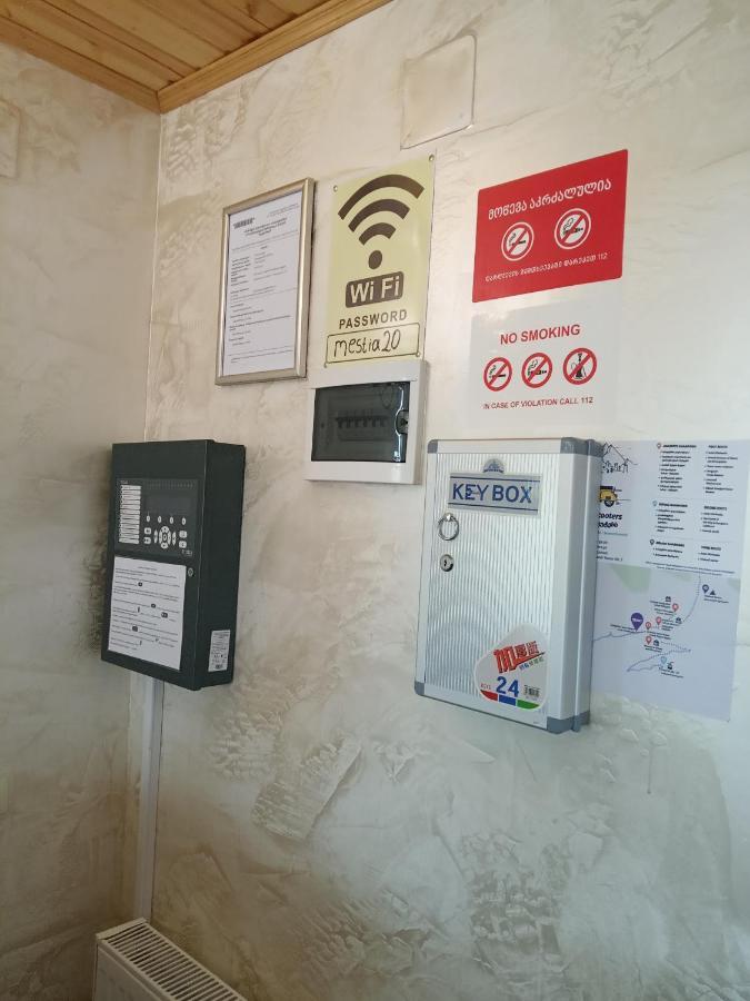 Hotel Elite House Местия Экстерьер фото