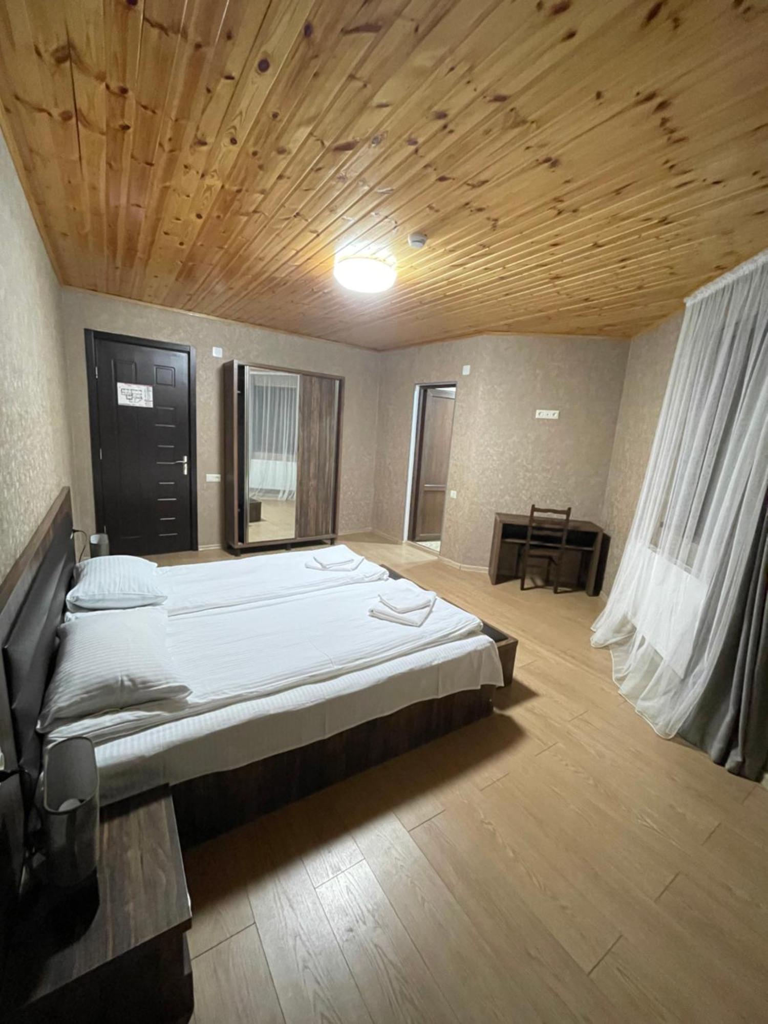 Hotel Elite House Местия Номер фото