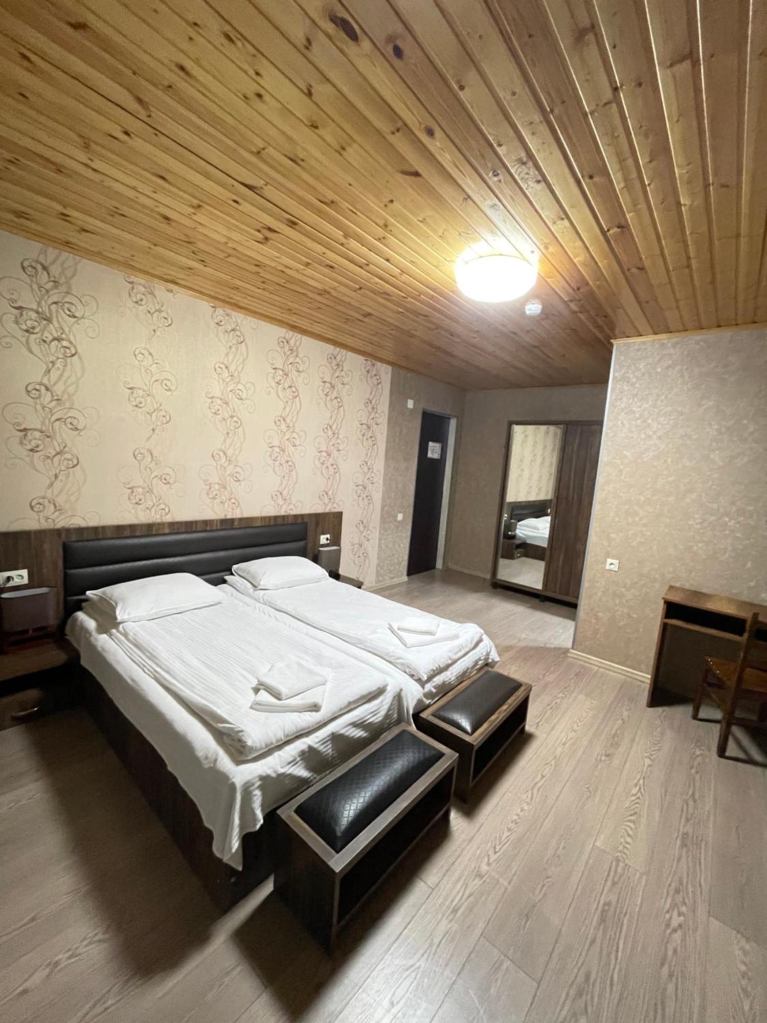 Hotel Elite House Местия Номер фото