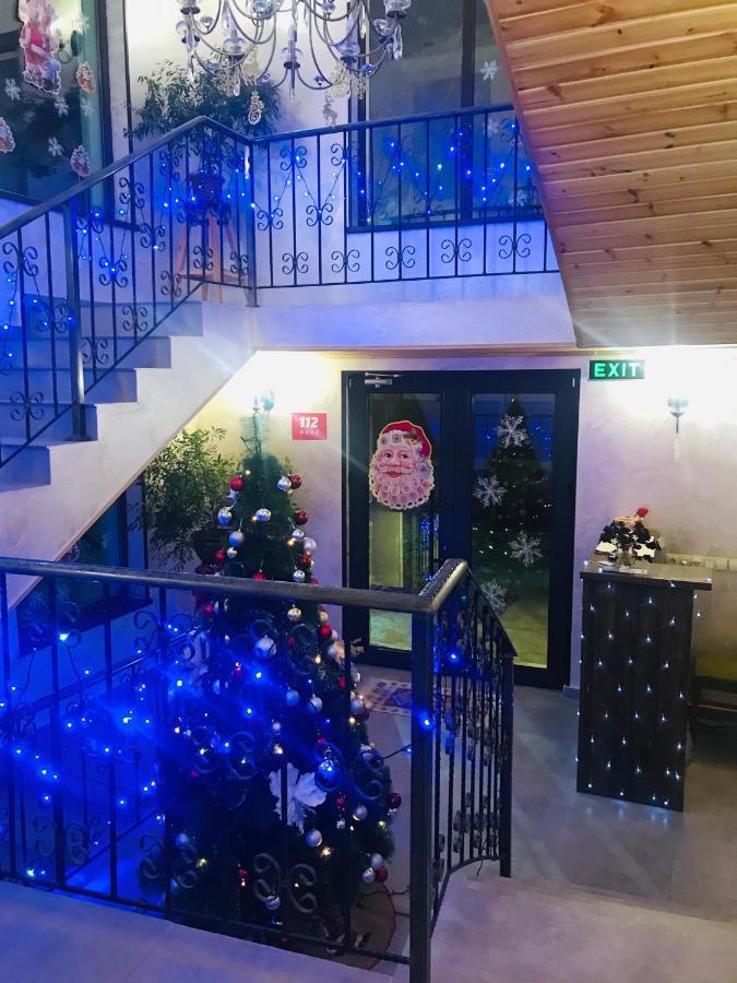 Hotel Elite House Местия Экстерьер фото